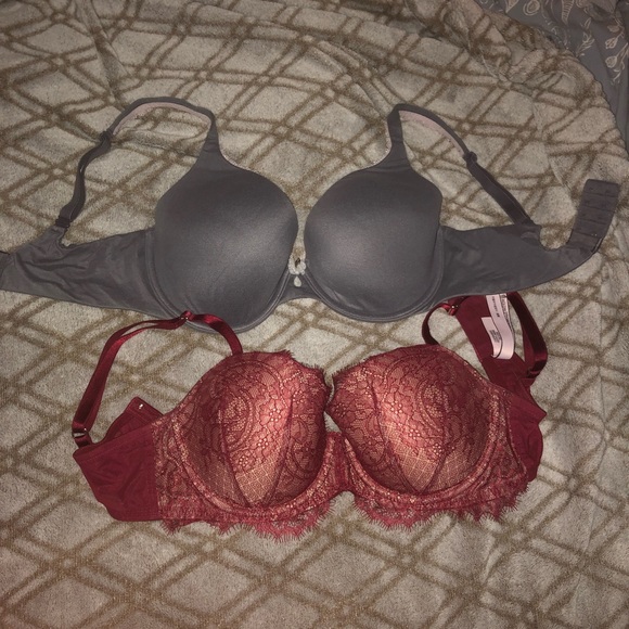 Victoria's Secret Other - VS lightly lined bra🌹 and a Body By Victoria bra